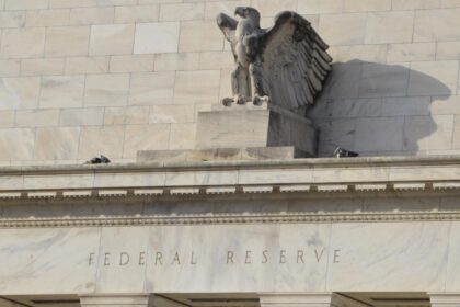 Bitcoin ultrapassa US$ 64.000 em alta antes da decisão do Fed