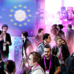 Bandeira da União Europeia com elementos de criptomoeda