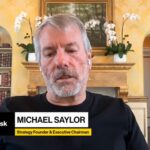 Michael Saylor apresenta novas métricas de Bitcoin da Strategy