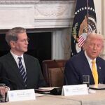 Donald Trump em evento na Casa Branca com líderes de criptomoedas