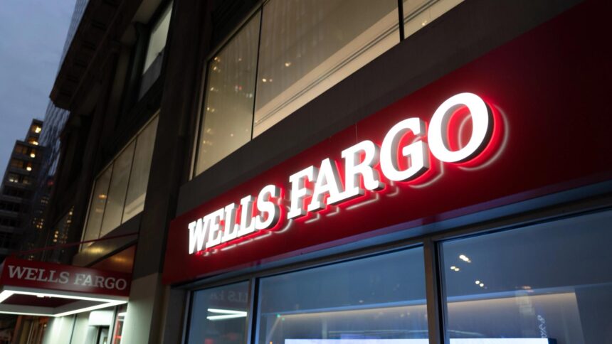 Logotipos da Wells Fargo e Kraken em fundo digital